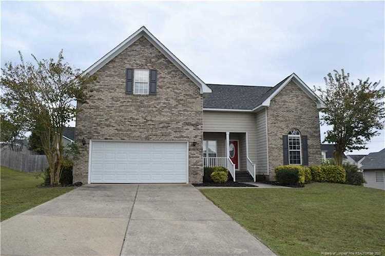 3925 Batesburg Dr Hope Mills, NC 28348