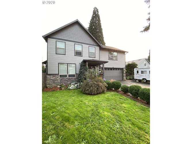 3982 C St Washougal, WA 98671