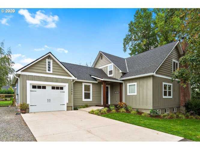 17946 S Lavine Ln Oregon City, OR 97045