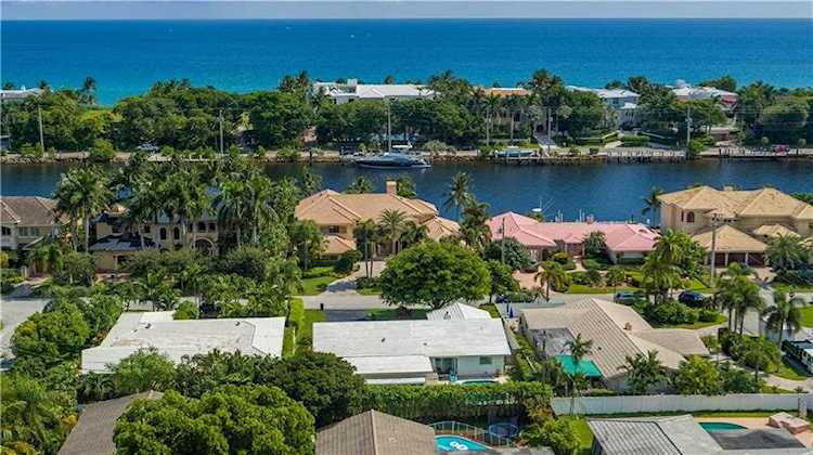 3315 NE 31st Ave Lighthouse Point, FL 33064