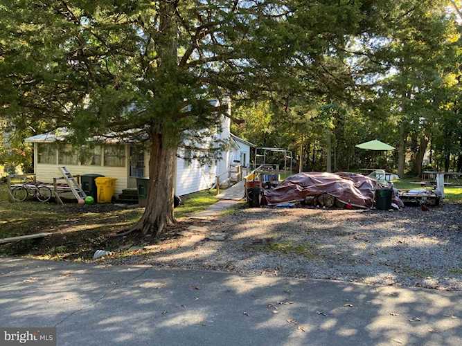 4949 Bonniewood Dr Shady Side, MD 20764