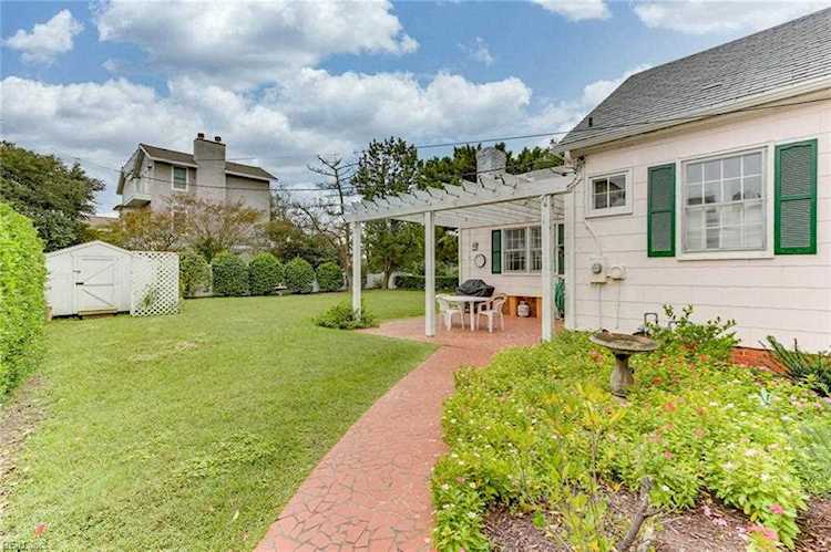 4607 Atlantic Ave Virginia Beach, VA 23451