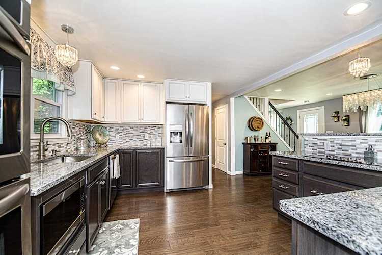 82 Greenwood Rd Andover, MA 01810