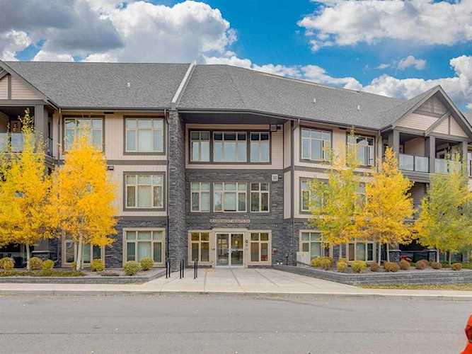 45 Aspenmont Heights SW #208 Calgary, AB T3H 0E6