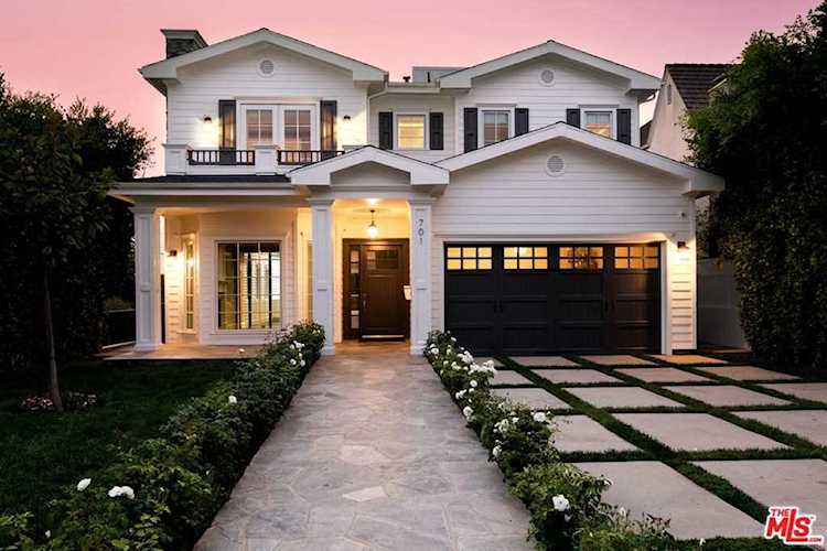701 Via De La Paz Pacific Palisades, CA 90272