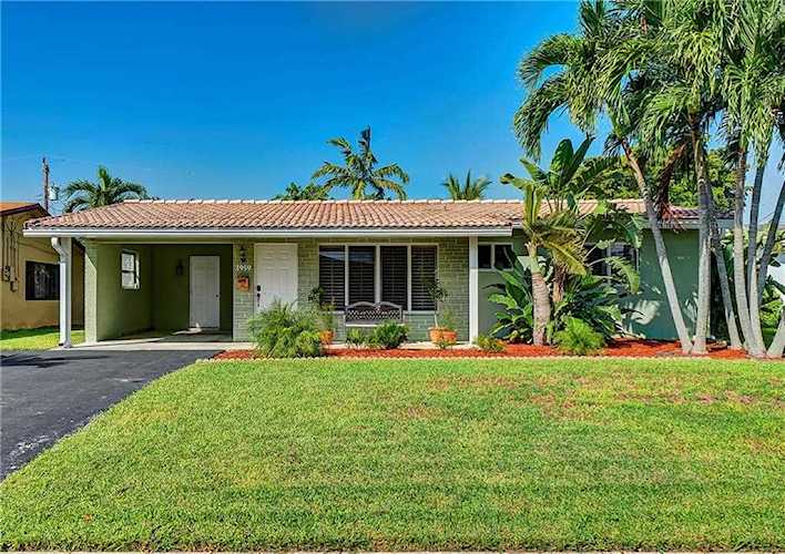 3959 NW 18th Ave Oakland Park, FL 33309