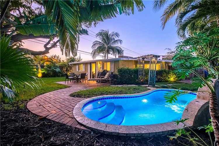 600 NE 27th St Wilton Manors, FL 33334