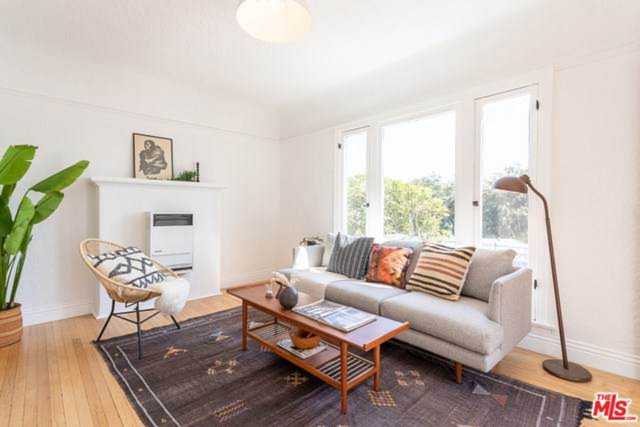 119 Rosemont Avenue #3/4 Los Angeles, CA 90026
