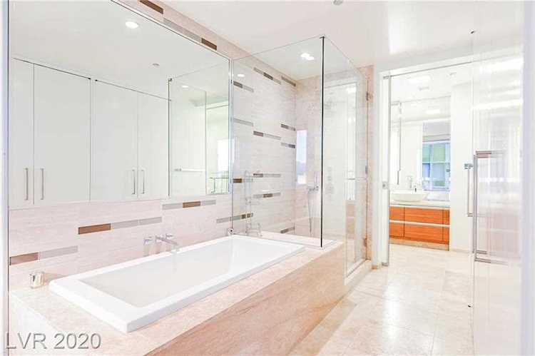 3722 Las Vegas Blvd #2512 Las Vegas, NV 89158