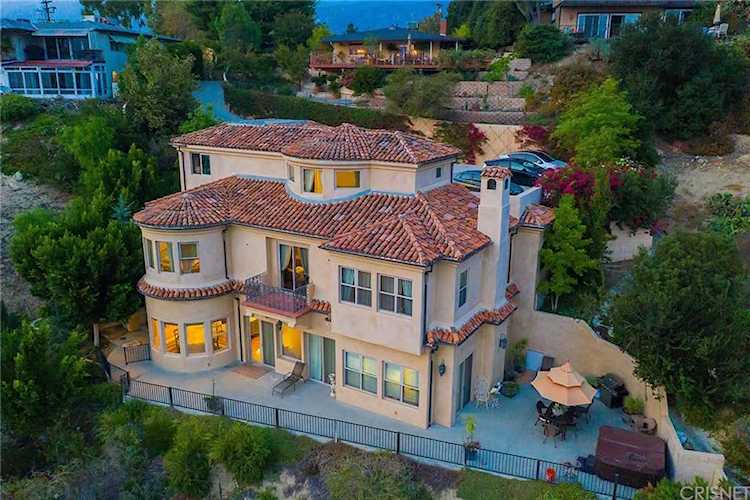 4430 Rosebank Drive La Canada Flintridge, CA 91011