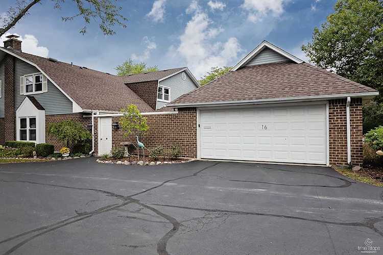 16 Attleboro On Auburn Rolling Meadows, IL 60008
