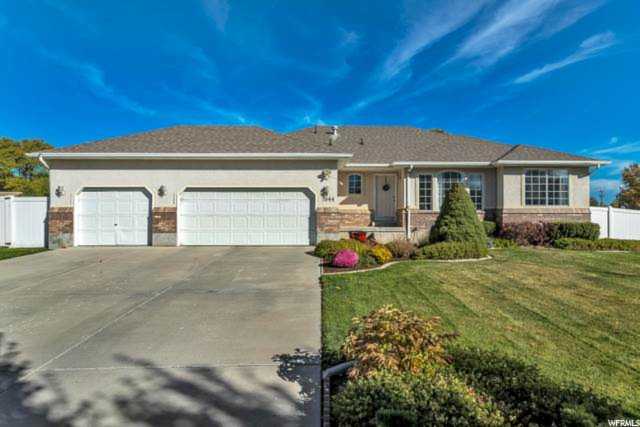 1944 W Gladys Cir South Jordan, UT 84095