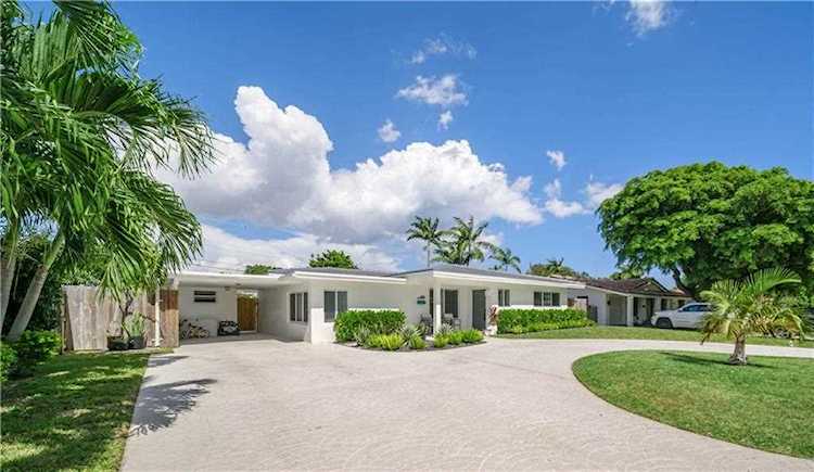 1991 NE 31st Ct Lighthouse Point, FL 33064