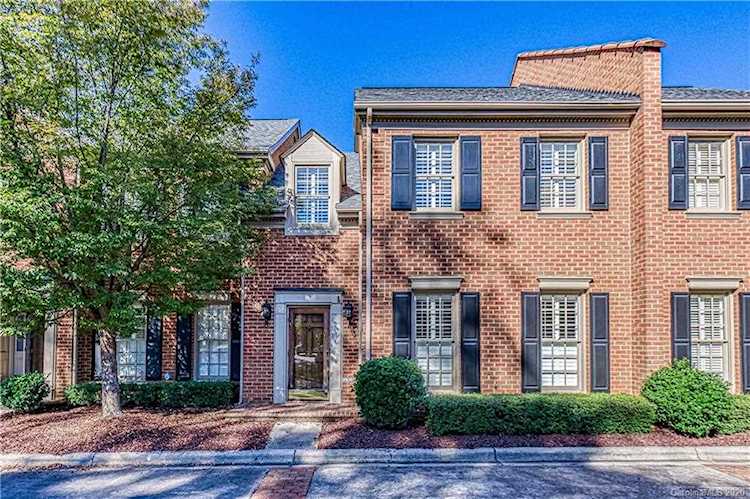 2829 Sharon View Rd Charlotte, NC 28210