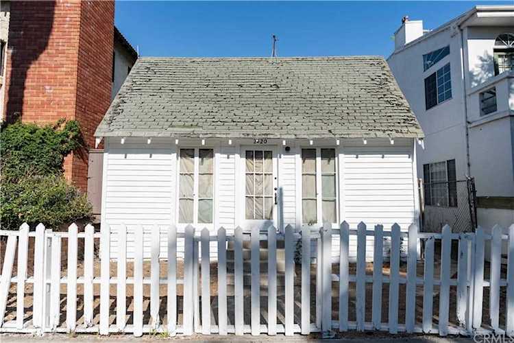 2420 Ocean Avenue Venice, CA 90291
