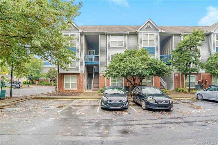 525 N Graham St Charlotte, NC 28202