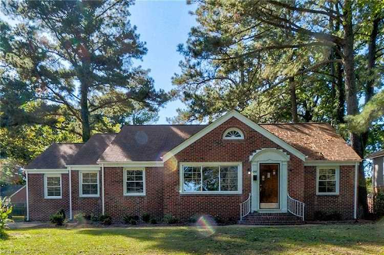 6461 Knox Rd Norfolk, VA 23513 | MLS 10346310 Photo 1