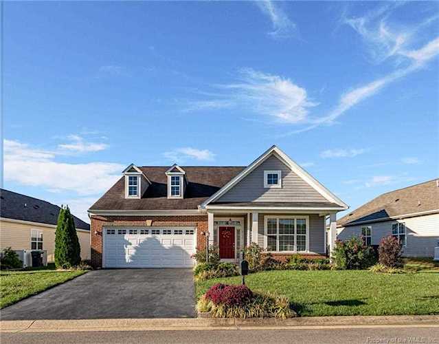 8408 E Lord Botetourt Loop New Kent, VA 23124