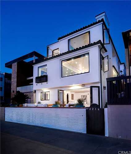 4216 The Strand Manhattan Beach, CA 90266