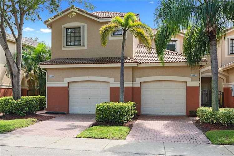 4162 Forest Dr #4162 Weston, FL 33332