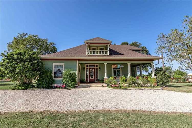 1981 County Road 105 Hutto, TX 78634
