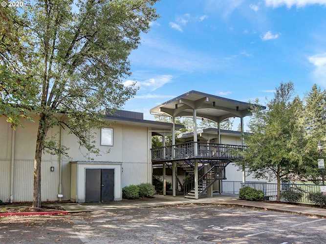 668 Mcvey Ave #42 Lake Oswego, OR 97034