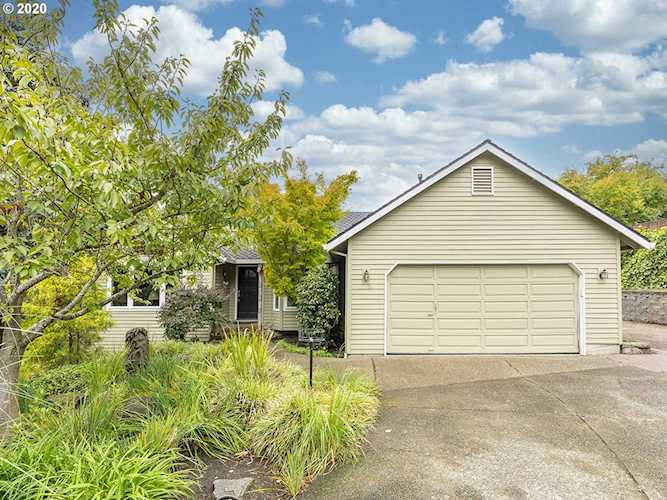 12731 SW 55th Pl Portland, OR 97219