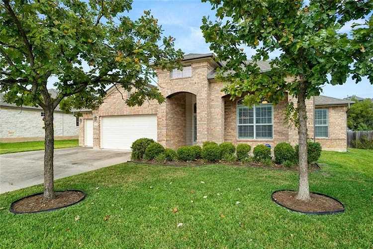 2904 Alsatia DR Austin, TX 78748
