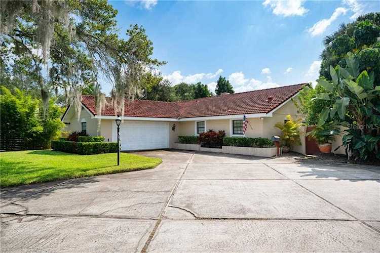 1050 Aloma Ave Winter Park, FL 32789