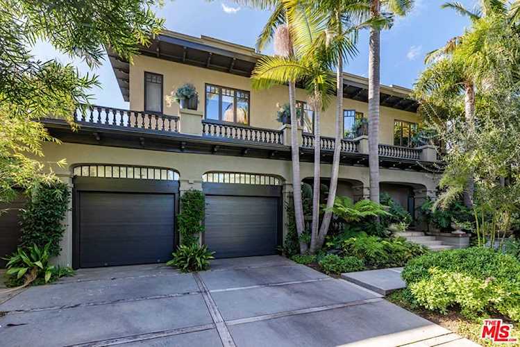 2020 Georgina Avenue Santa Monica, CA 90402
