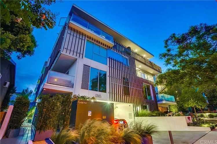 1345 Havenhurst Drive #PH9 West Hollywood, CA 90046