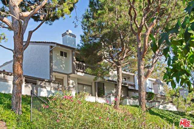 17146 Palisades Circle Pacific Palisades, CA 90272