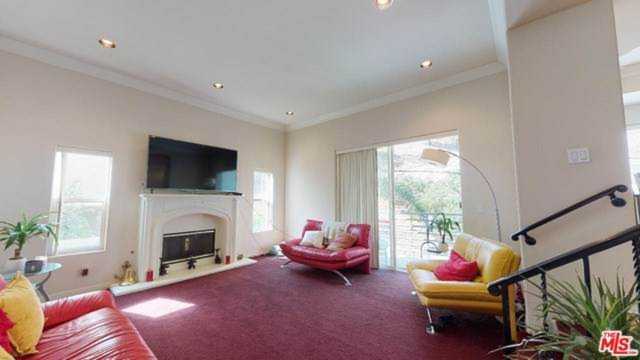 3578 Coldwater Canyon Avenue Studio City, CA 91604