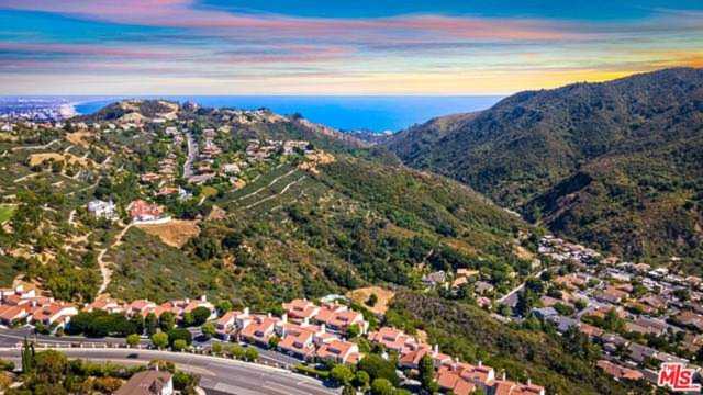 1916 Palisades Drive Pacific Palisades, CA 90272