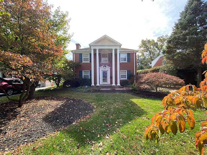 3322 Trinity Rd Louisville, KY 40206