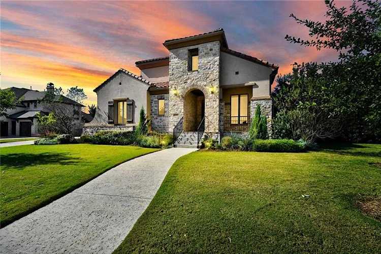 309 Dolcetto CT Lakeway, TX 78738