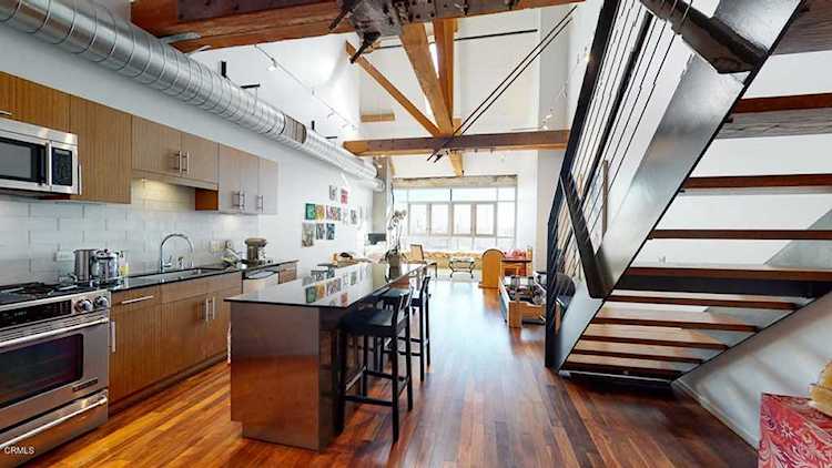 530 S Hewitt Street #528 Los Angeles, CA 90013