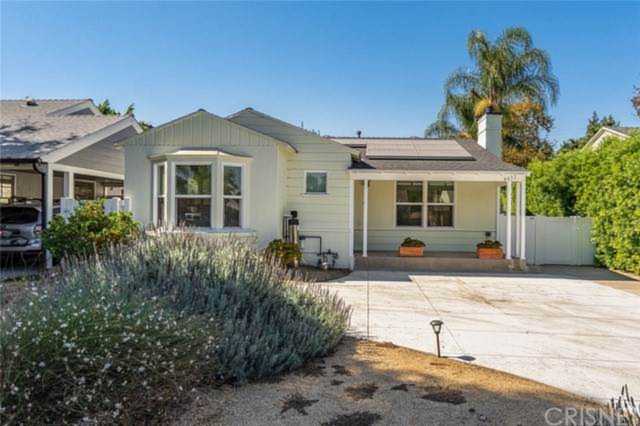 4437 Simpson Avenue Studio City, CA 91607