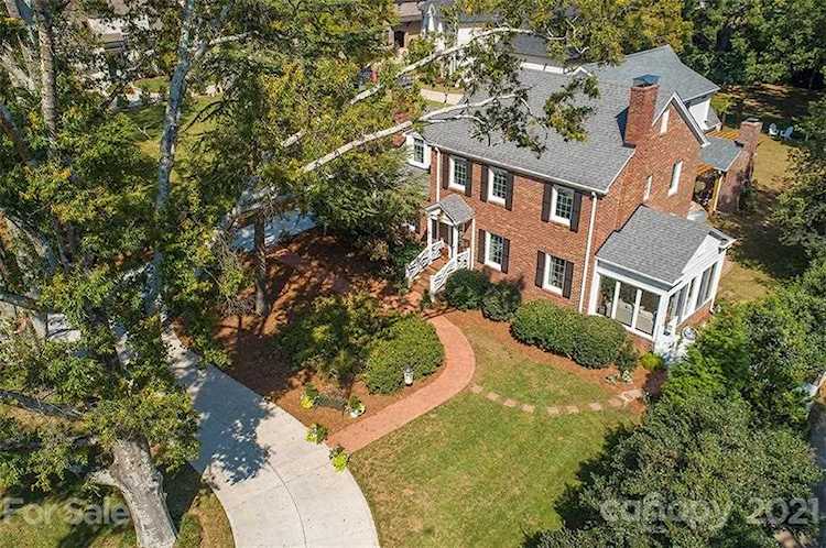 2539 Providence Rd Charlotte, NC 28211