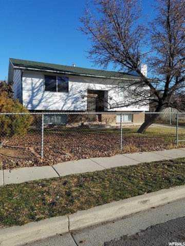 5561 S Sarah Jane Dr Kearns, UT 84118