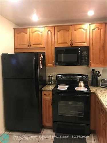 7521 NW 16th St #4108 Plantation, FL 33313