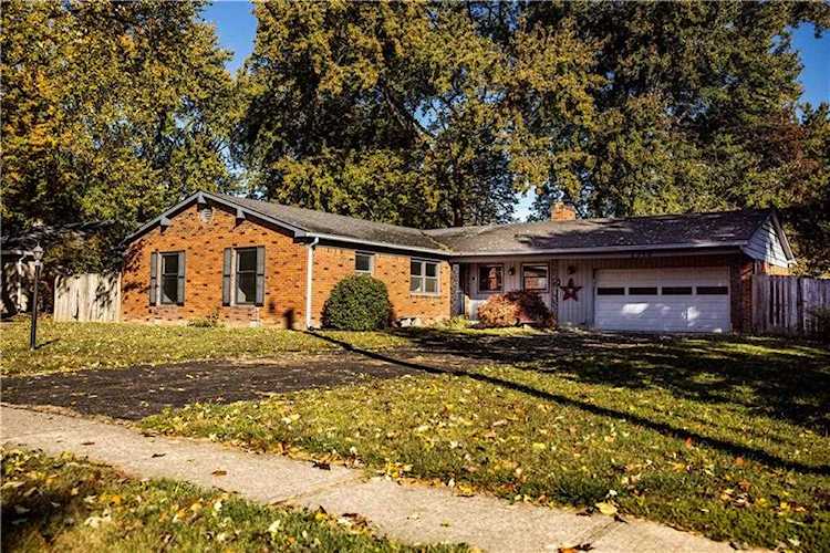 7518 Lindsay Drive Indianapolis, IN 46214