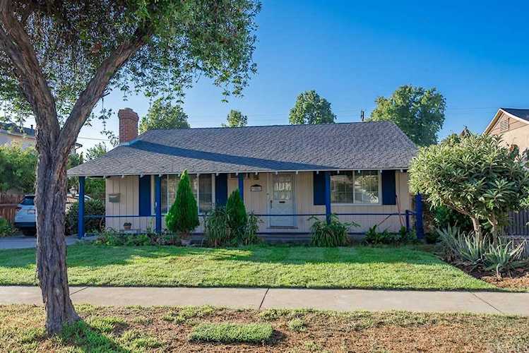 9950 Broadway Temple City, CA 91780