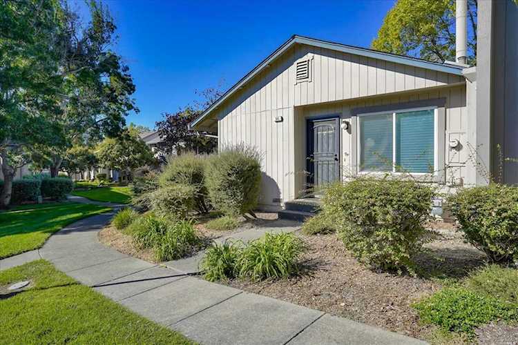 395 Gate Way Santa Rosa, CA 95401