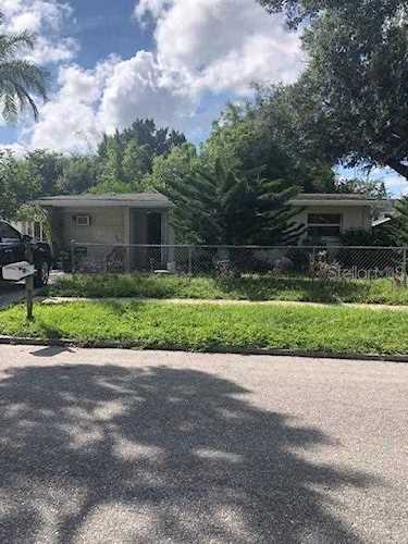 1716 9th St Sarasota, FL 34236