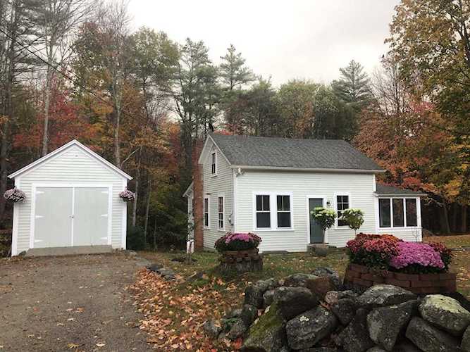 62 Peterborough Rd Hancock, NH 03449