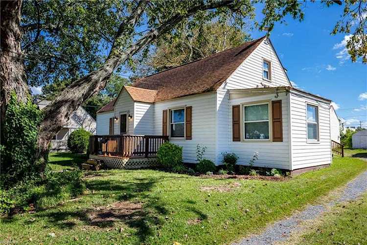 95 Oregon Ave Portsmouth, VA 23701