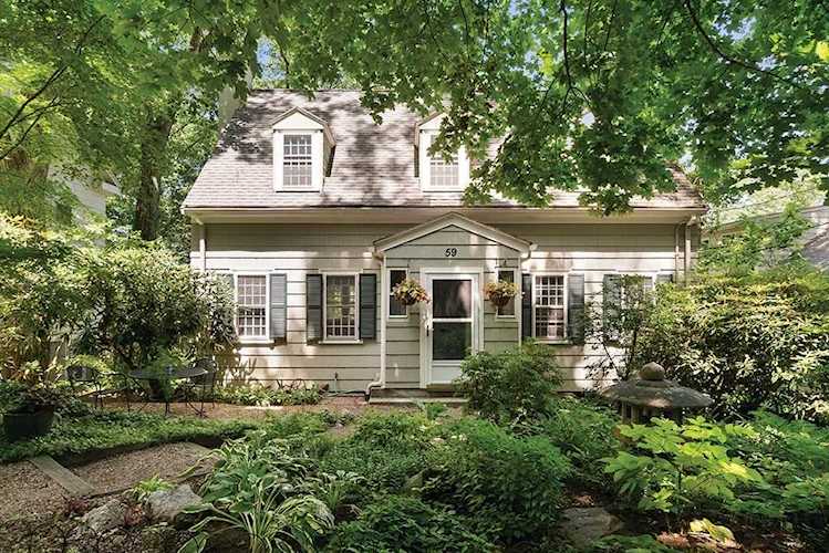 59 Trowbridge Ave. Newton, MA 02460