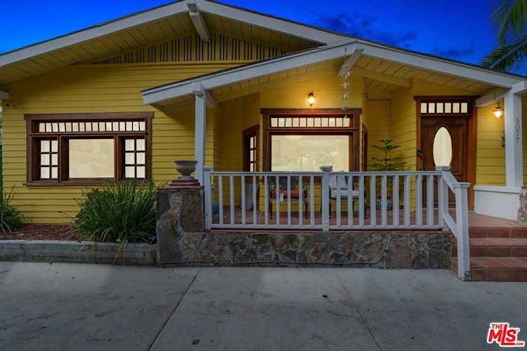 6077 Selma Avenue Hollywood, CA 90028