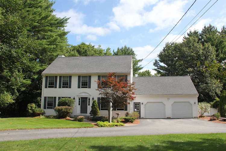 72 Mountain Rd Concord, NH 03301